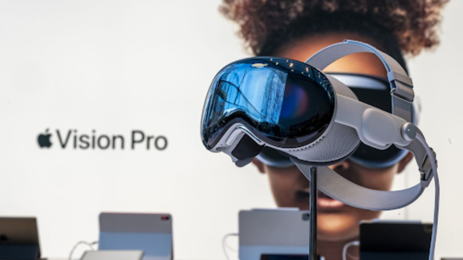 Apple Vision Pro - Boztech